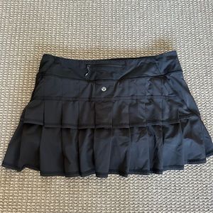 Lululemon Black Ruffled Tennis Skirt